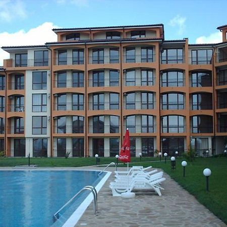 Chateau Aheloy Pomorie Exterior photo
